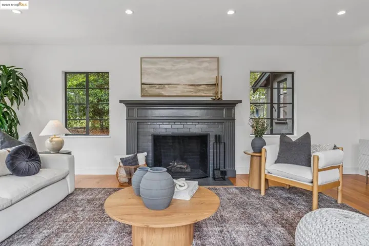5207 Masonic Ave, Oakland, California 94618