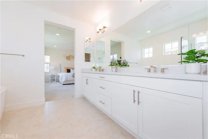 1841 Aliso Canyon Drive, Lake Forest, California 92610