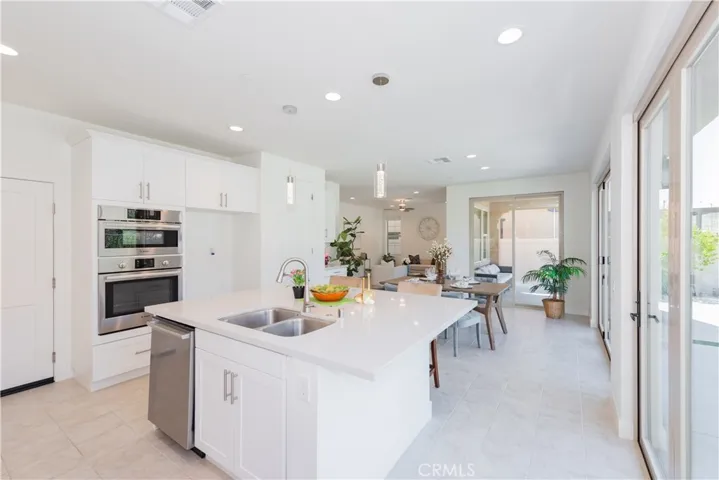 1841 Aliso Canyon Drive, Lake Forest, California 92610