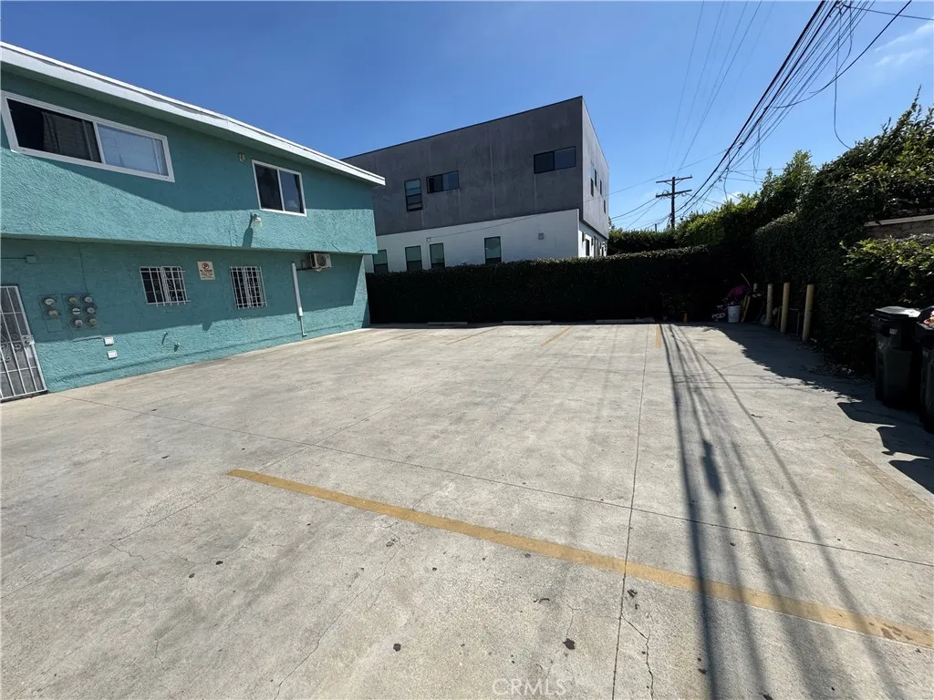 1801 S Longwood Avenue, Los Angeles, California 90019 home-pic-5