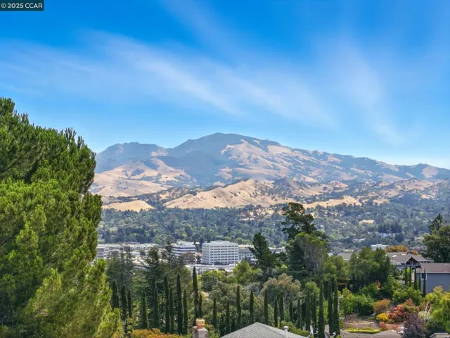 116 Rosemont Ct, Walnut Creek, California 94597
