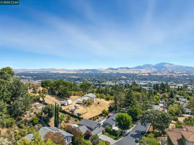 116 Rosemont Ct, Walnut Creek, California 94597