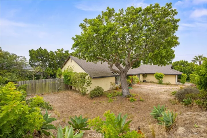 2795 Temple Hills Drive, Laguna Beach, California 92651