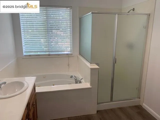 241 Jupiter Ct, Pittsburg, California 94565