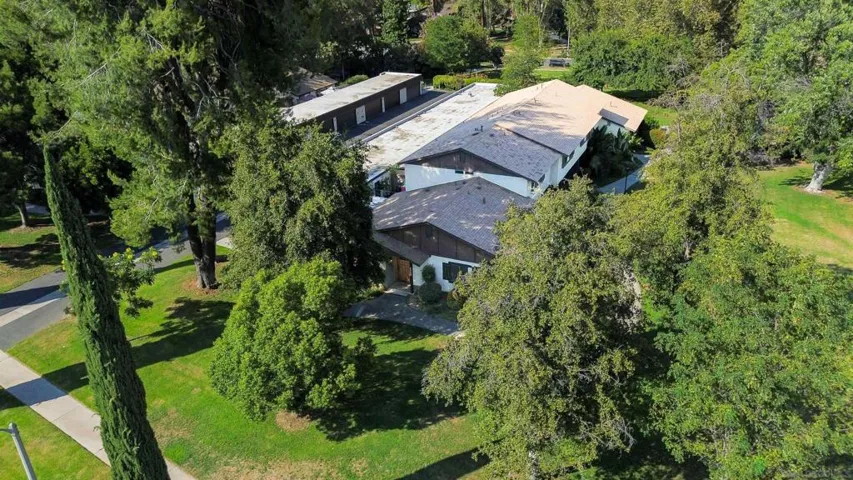 2825 Irving Street, Riverside, California 92504