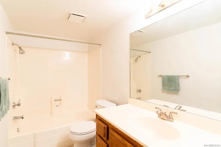 2825 Irving Street, Riverside, California 92504