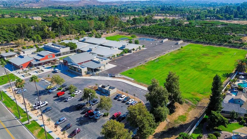 2825 Irving Street, Riverside, California 92504