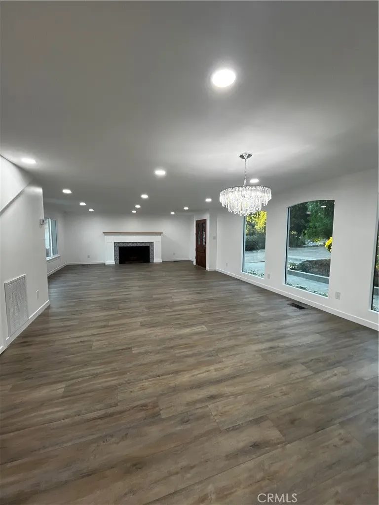 2430 Orange Avenue, La Crescenta, California 91214 home-pic-9