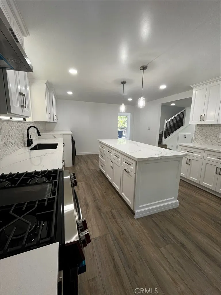 2430 Orange Avenue, La Crescenta, California 91214 home-pic-16