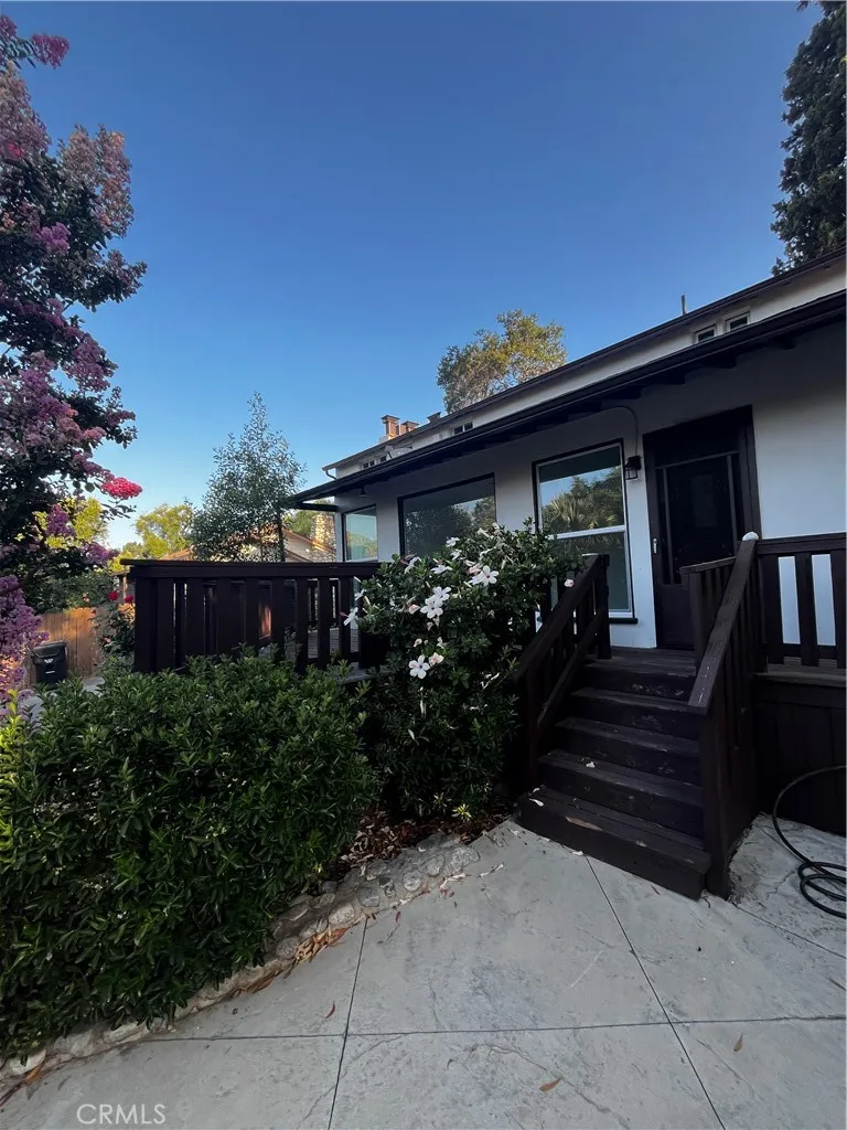 2430 Orange Avenue, La Crescenta, California 91214 home-pic-6