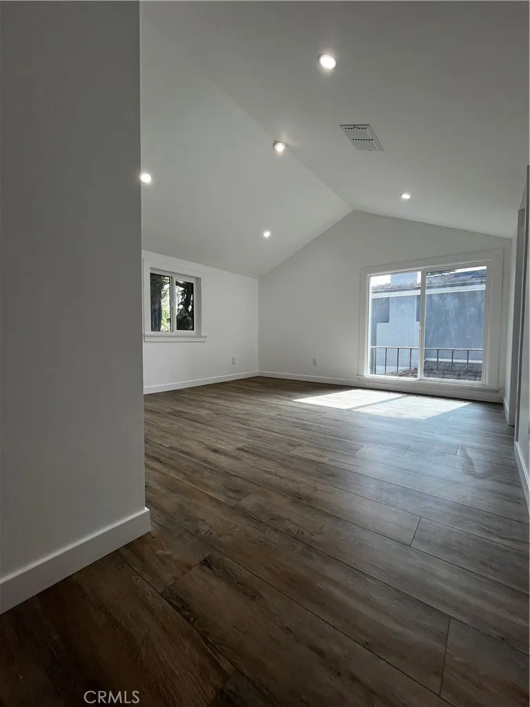 2430 Orange Avenue, La Crescenta, California 91214 home-pic-26