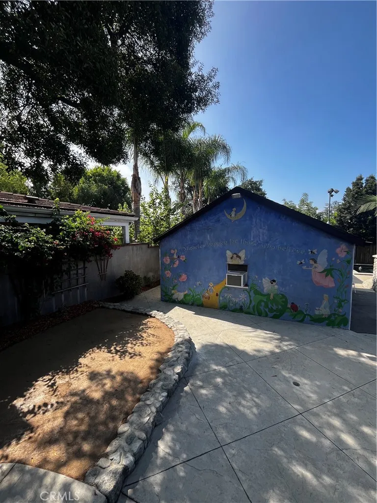 2430 Orange Avenue, La Crescenta, California 91214 home-pic-40
