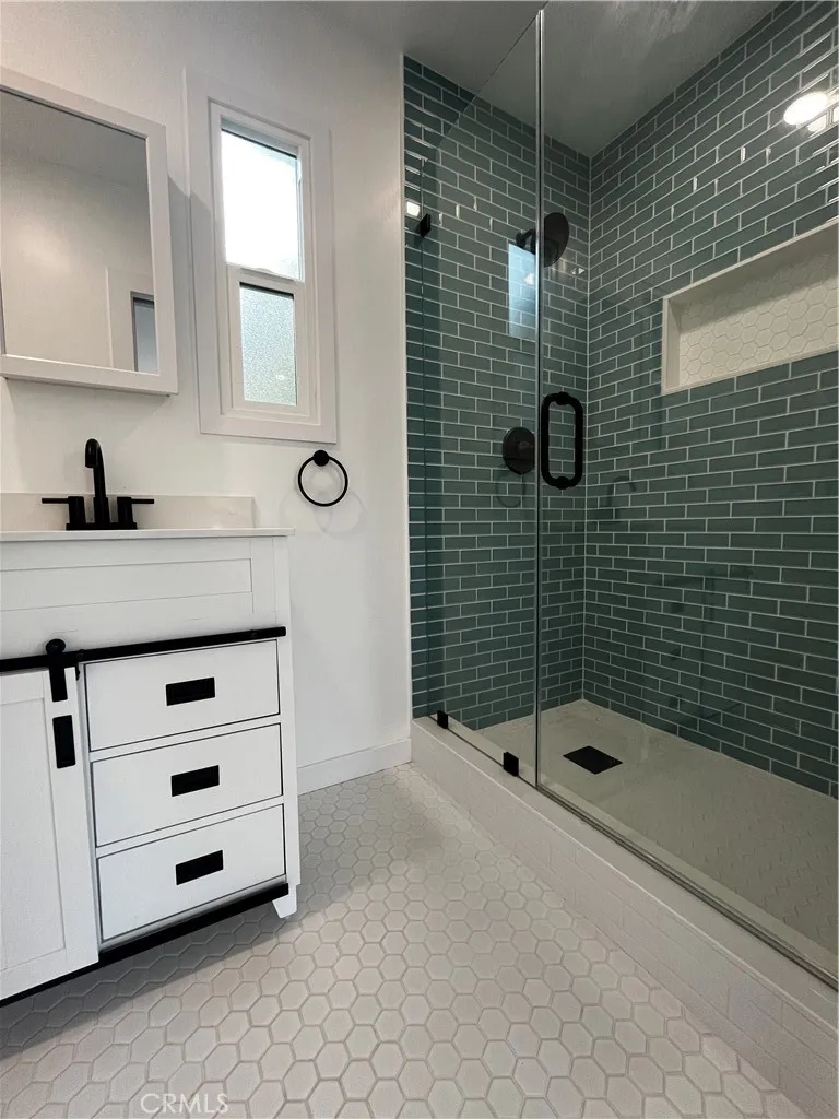 2430 Orange Avenue, La Crescenta, California 91214 home-pic-36