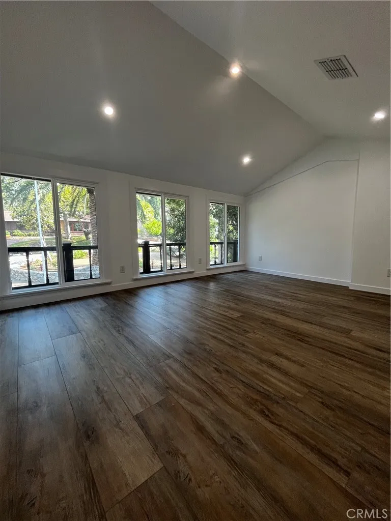 2430 Orange Avenue, La Crescenta, California 91214 home-pic-24