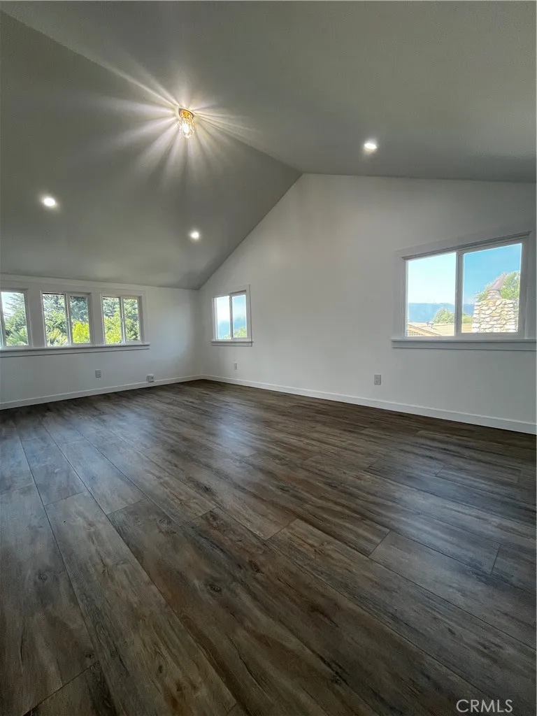 2430 Orange Avenue, La Crescenta, California 91214 home-pic-20