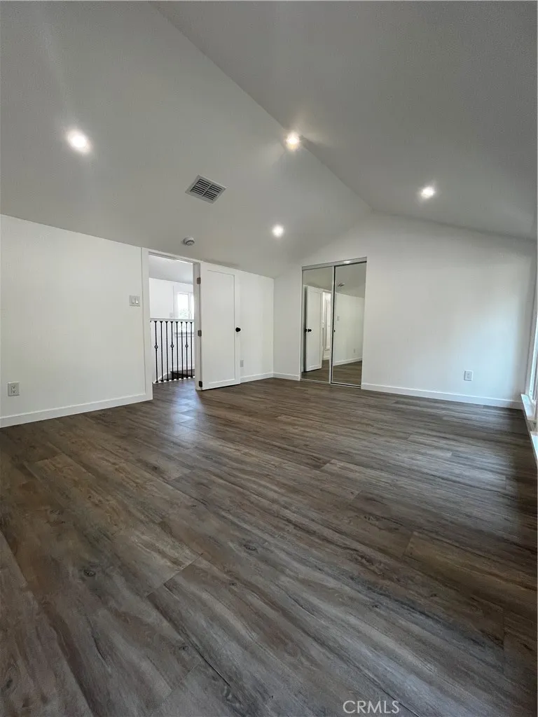 2430 Orange Avenue, La Crescenta, California 91214 home-pic-25