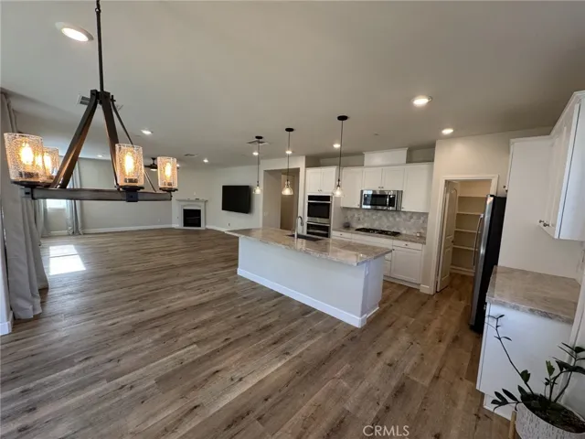11251 Guffey Ranch Way, Corona, California 92883