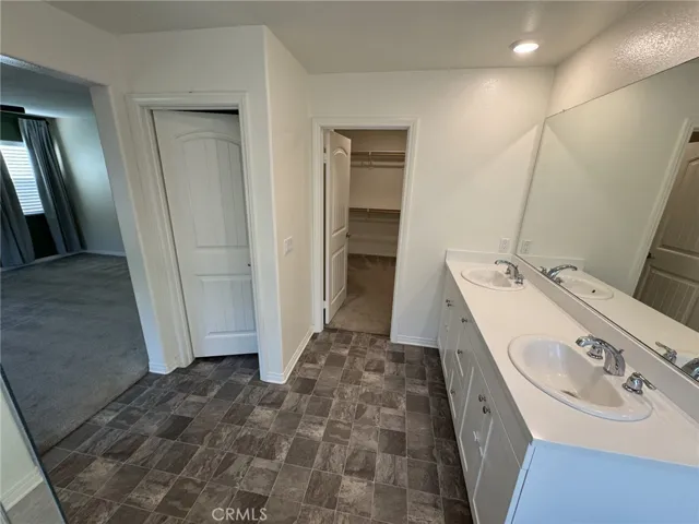 11251 Guffey Ranch Way, Corona, California 92883
