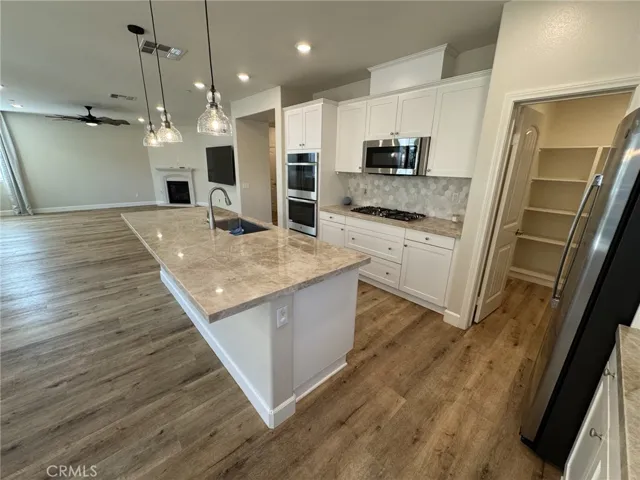11251 Guffey Ranch Way, Corona, California 92883
