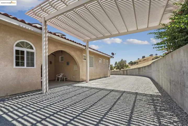 View of patio / terrace featuring a pergola