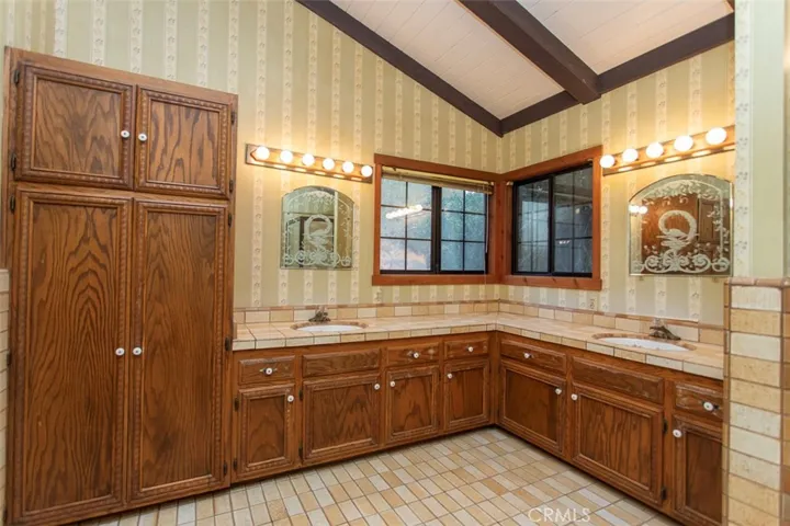 4260 Oak View Road, Santa Ynez, California 93460