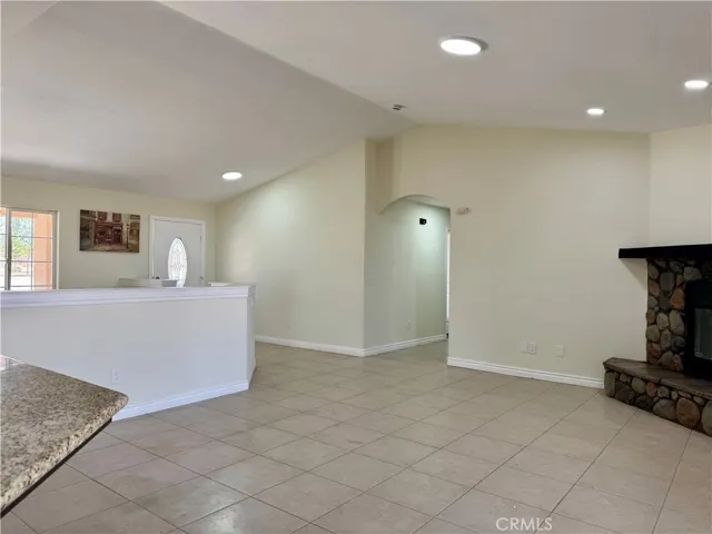 5330 Goss Road, Phelan, California 92371