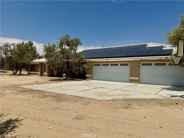 5330 Goss Road, Phelan, California 92371