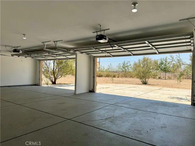 5330 Goss Road, Phelan, California 92371