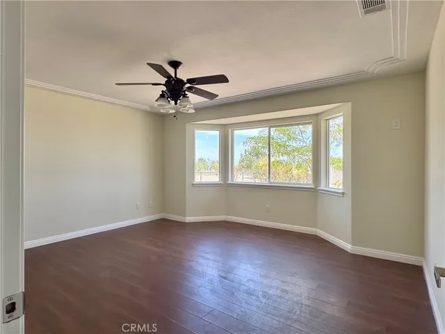 5330 Goss Road, Phelan, California 92371