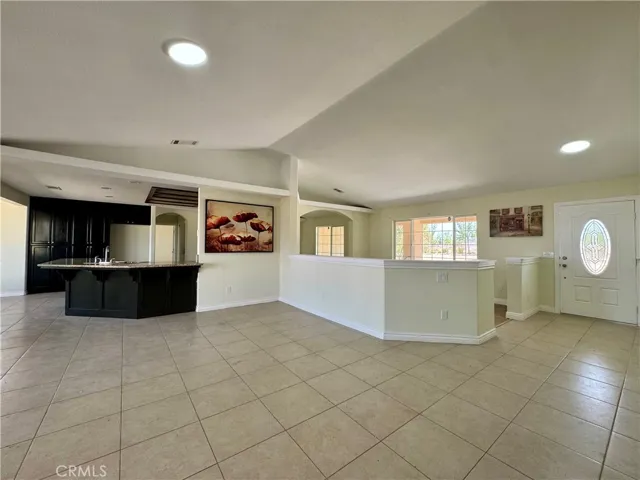 5330 Goss Road, Phelan, California 92371