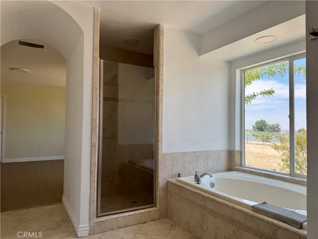 5330 Goss Road, Phelan, California 92371