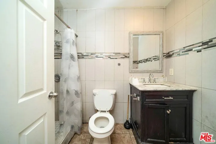 3714 W Pico Boulevard, Los Angeles, California 90019