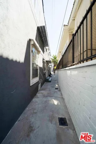 3714 W Pico Boulevard, Los Angeles, California 90019