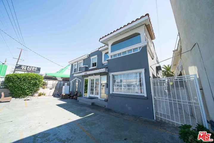 3714 W Pico Boulevard, Los Angeles, California 90019