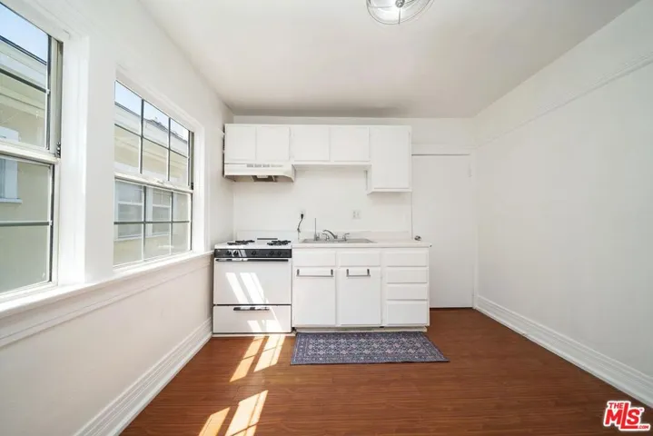 3714 W Pico Boulevard, Los Angeles, California 90019