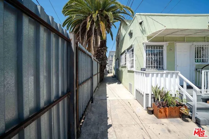 3714 W Pico Boulevard, Los Angeles, California 90019