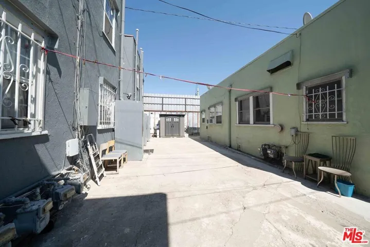 3714 W Pico Boulevard, Los Angeles, California 90019