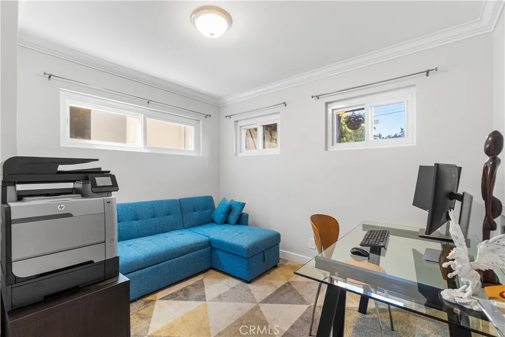 1510 E Maple Avenue, El Segundo, California 90245 home-pic-20