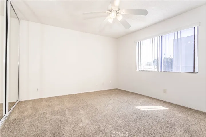 18433 Hatteras Street 508, Tarzana, California 91356