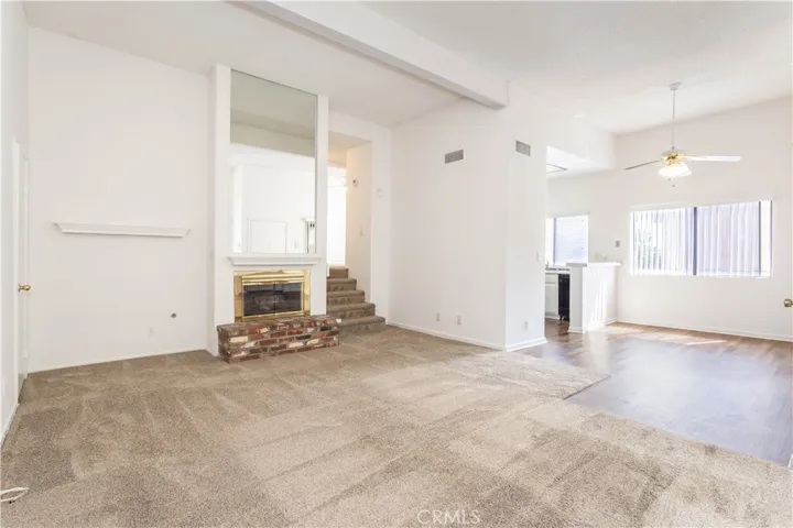 18433 Hatteras Street 508, Tarzana, California 91356