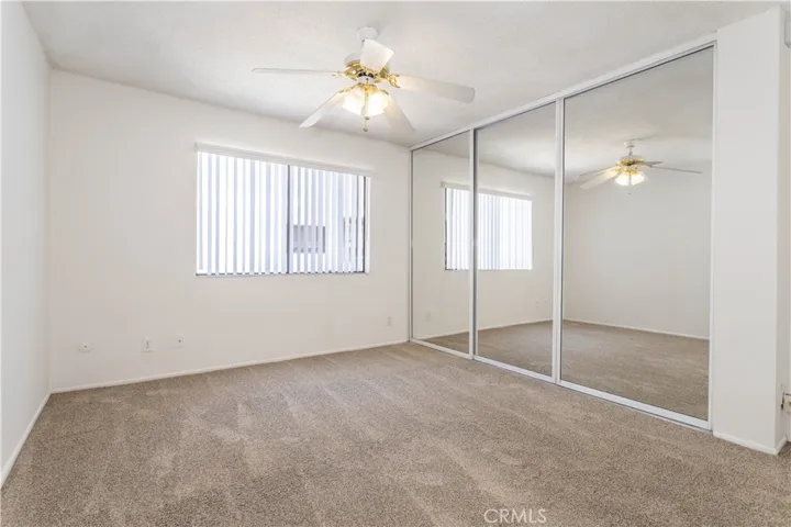 18433 Hatteras Street 508, Tarzana, California 91356