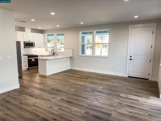 4684 Prospect Ave, Santa Rosa, California 95409-1500