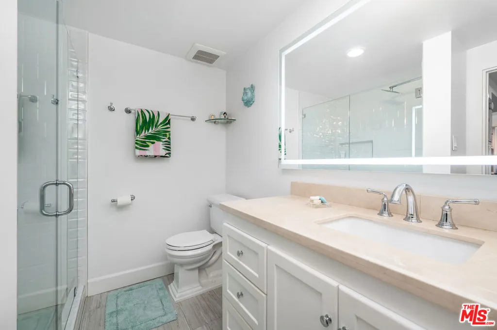 8787 Shoreham Drive 203, West Hollywood, California 90069 home-pic-10