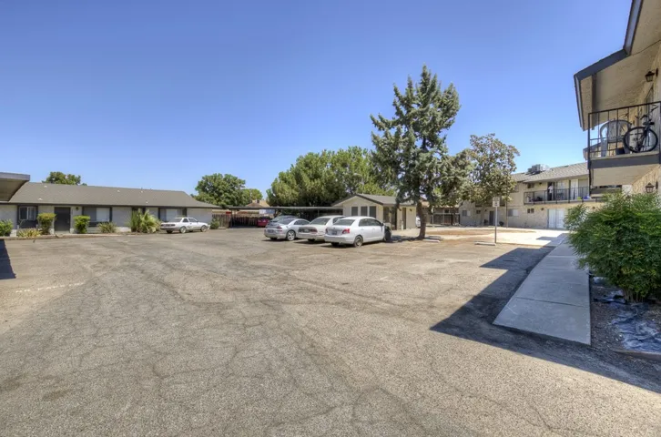 1550 Robertson Boulevard 1520, Chowchilla, California 93610
