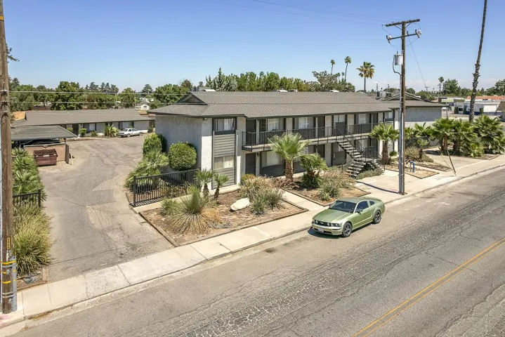 1550 Robertson Boulevard 1520, Chowchilla, California 93610