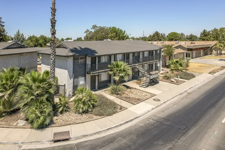 1550 Robertson Boulevard 1520, Chowchilla, California 93610
