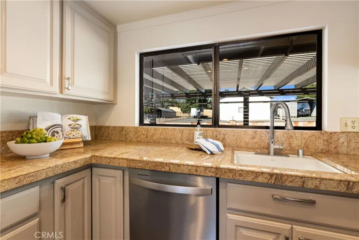 1835 Eastlake Drive, Kelseyville, California 95451