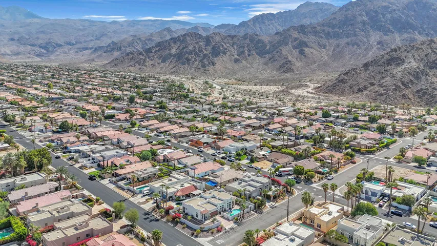 PhotoAug092025,34413PM