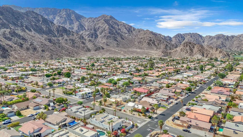 PhotoAug092025,34340PM