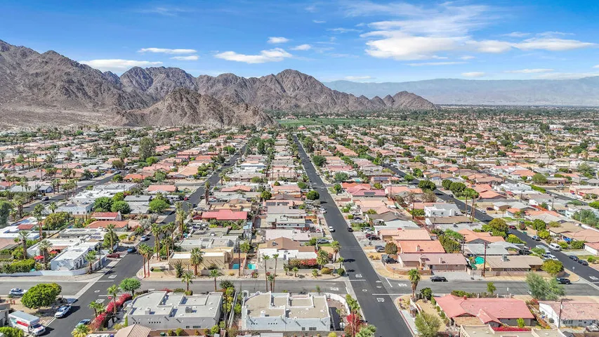 PhotoAug092025,34326PM